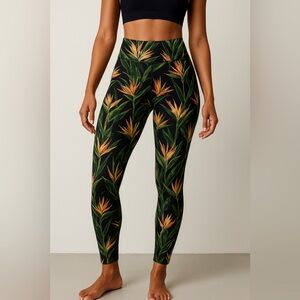 BCBG MaxAzria Active Leggings Floral Print Size Small L